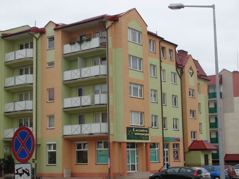 Wsp�lnota Mieszkaniowa "Jeziorna" ul. Matki Teresy z Kalkuty 7