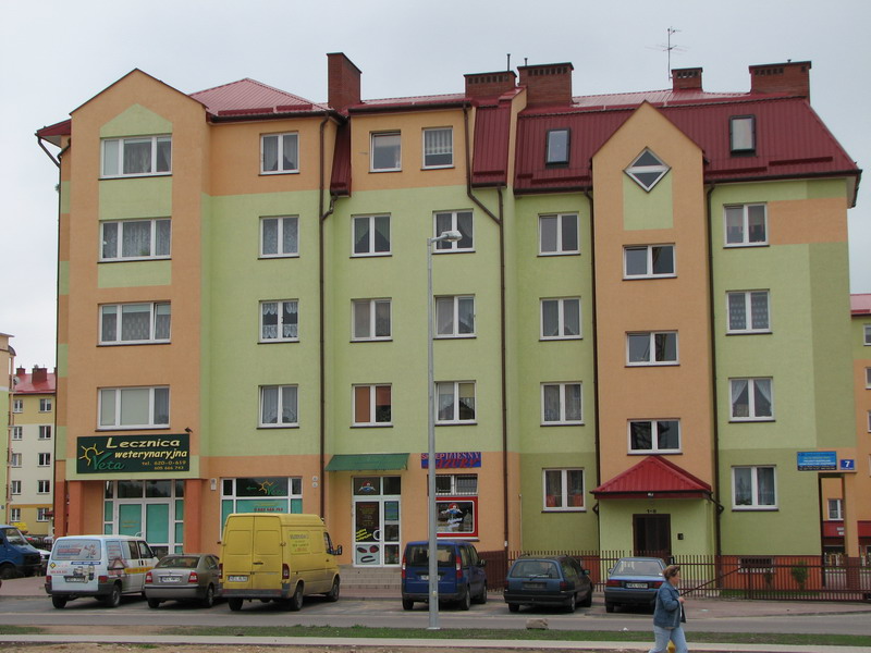 Wsp�lnota Mieszkaniowa "Jeziorna" ul. Matki Teresy z Kalkuty 7